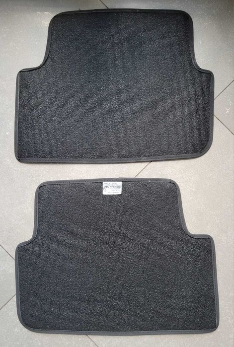 volkswagen polo 2022 - nowe dywaniki welurowe tył