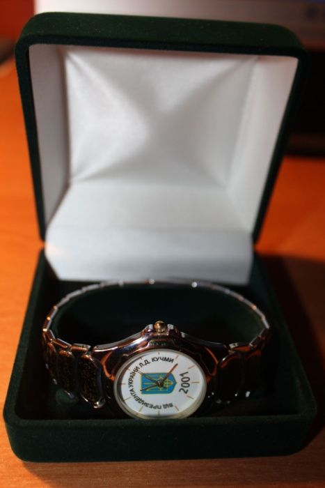 Президентський нагородний годинник від Л.Д.Кучми