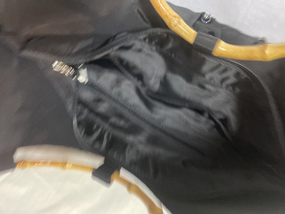 Mala de mão preta