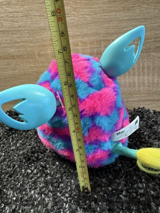 interaktywna zabawka elektroniczna Furby Boom