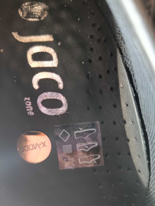 Pantofle skórzane Jaco zone rozmiar 42. Nowe bez metki.