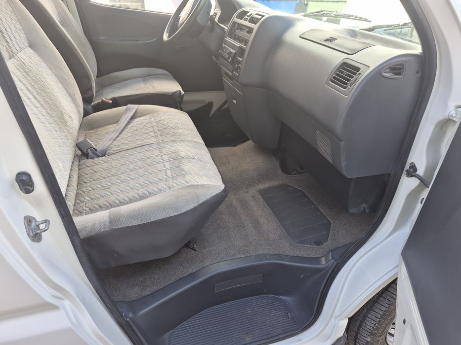 Toyota Hiace 9 lugares