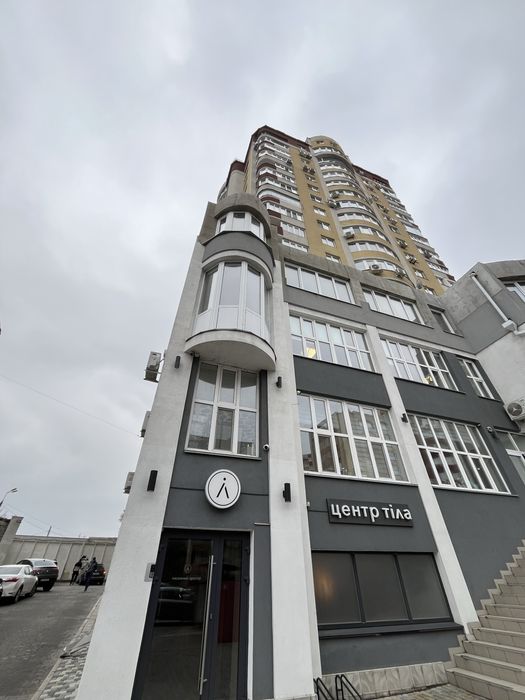 Центр! Квартира після будівел.,88 м, Дашкевича 3, на 3 поверсі.