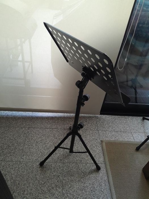 2 Suportes de partituras