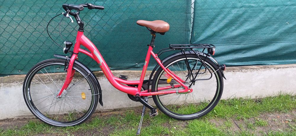 Czerwony rower miejski BURGHADRT