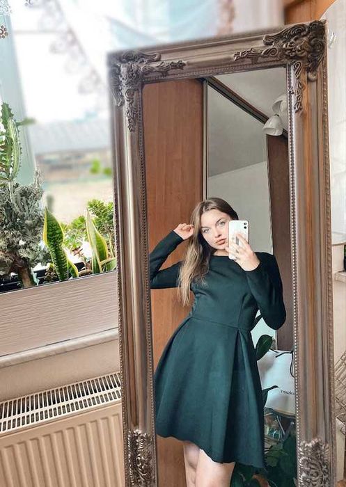 Czarna rozkloszowana sukienka Mosquito xs