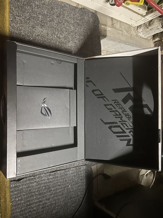 asus rog zephyrus g15. R9. RTX3070TI, 16g ram ddr5