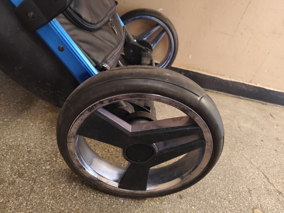 Wózek spacerowy Junama niebieski czarny