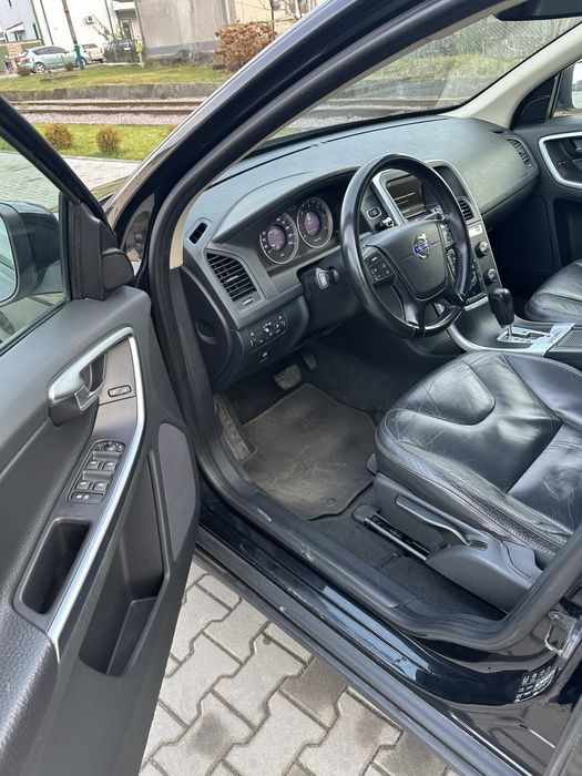 Продам VOLVO XC60