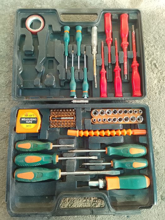 Універсальний набір инструментів Sturm