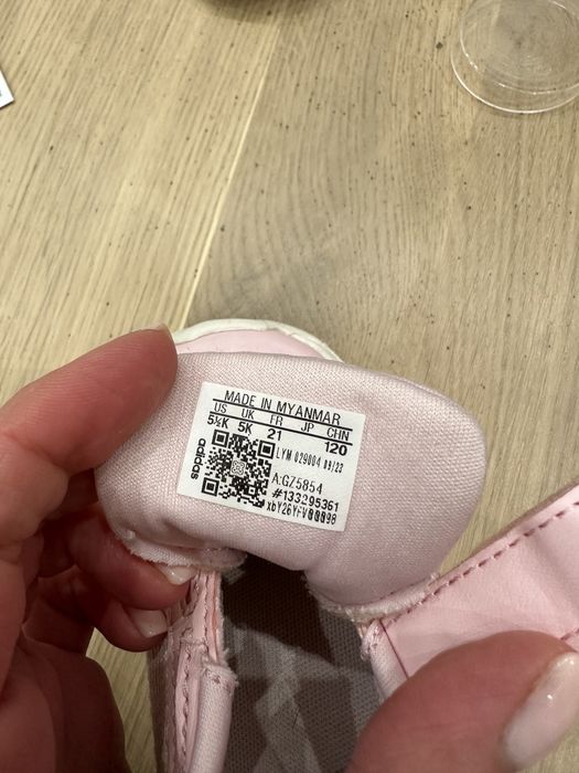 Кросівки дитячі рожеві adidas оригінал в сіточку