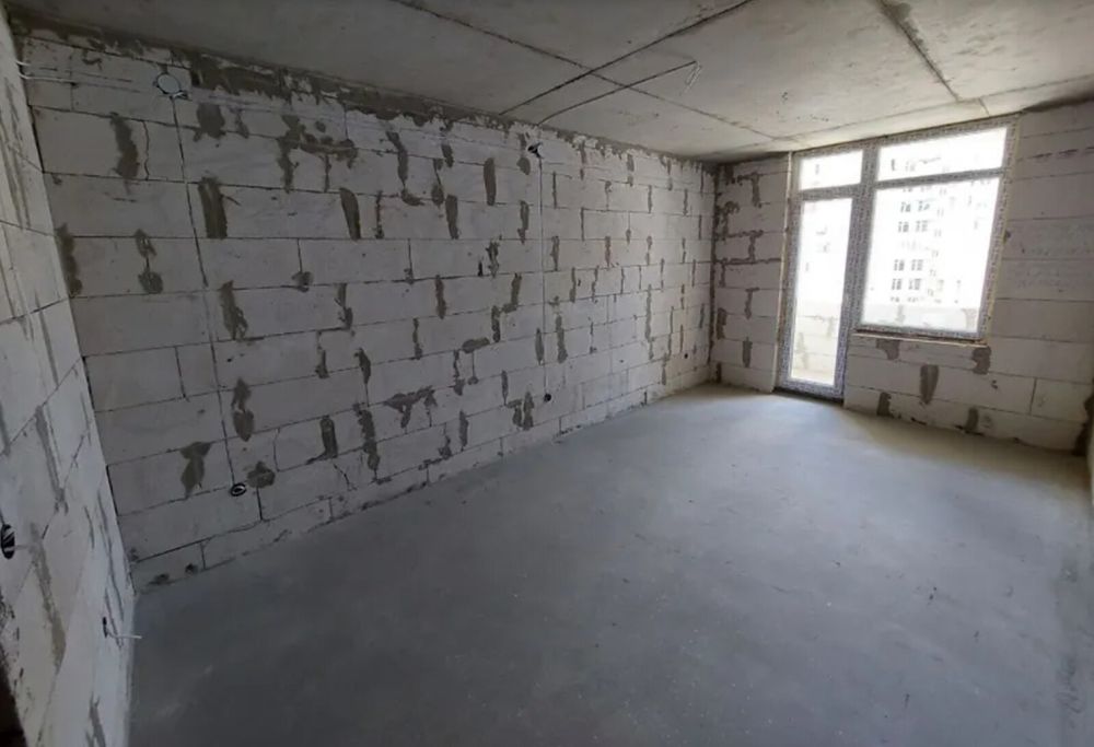 Продаж 2к квартири 81.1 кв. м на вул. Київська