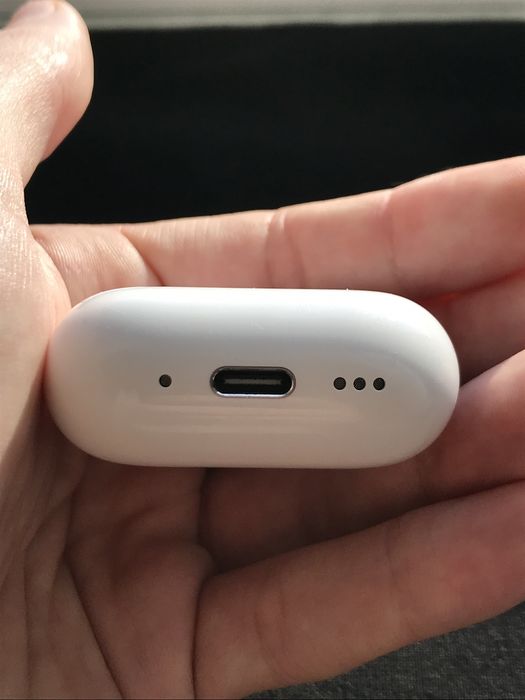 Кейс Airpods 4 ANC original Б/У