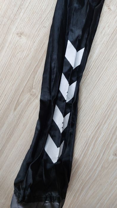 Kurtka cienka przeciwdeszczowa Hummel  r.164