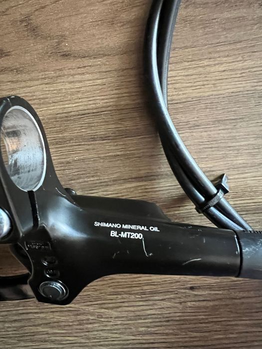 Kpl. Klamka + zacisk hamulca Shimano BL-MT200 Lewa