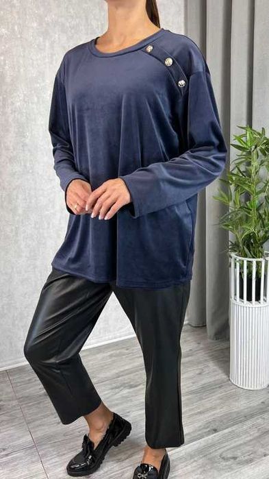 Bluzka bawełniana welurowa granat z długim rękawem ozdobne guziki UNI
