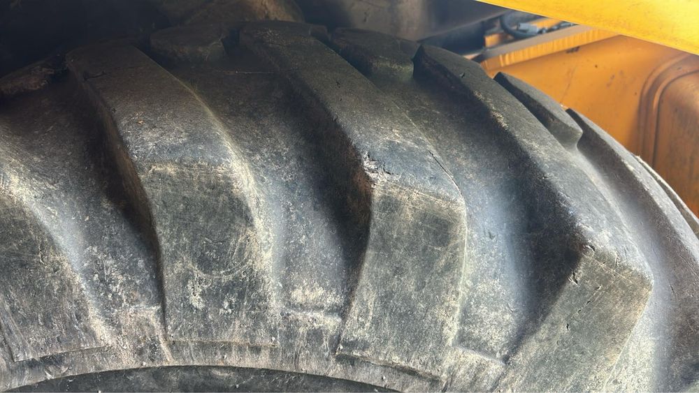 Продам трактор JCB