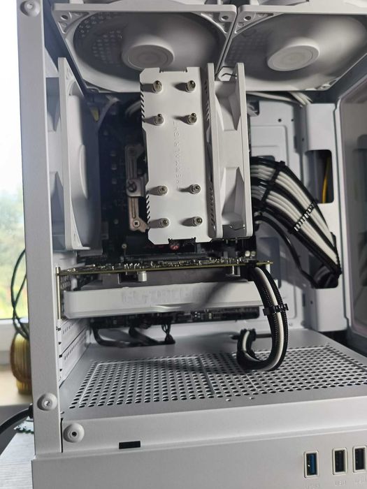 | Gamingowy PC | GTX 1650 | I5-8400 | 16GB RAM | WIN 11 |