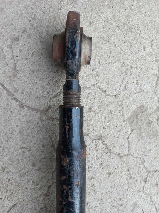 Тяга центральна ЮМЗ , МТЗ.