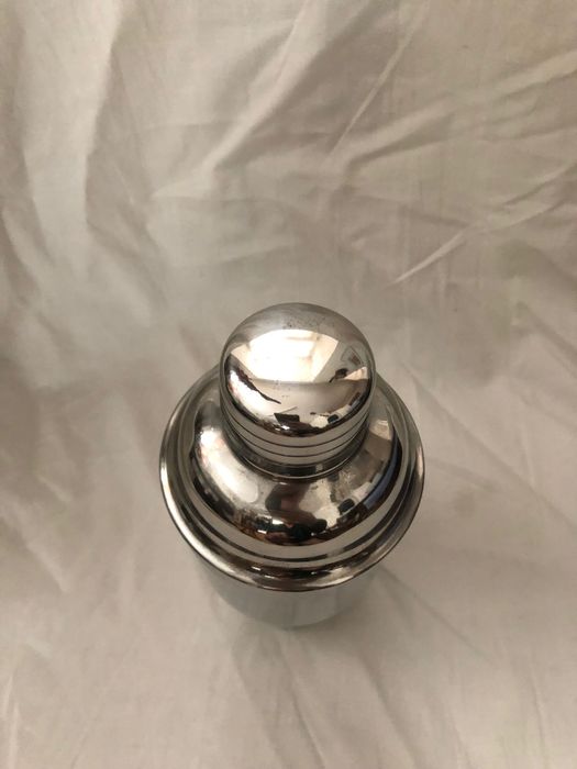 Шейкер профессиональный  0,8 L новый Нерж 18/8 для бармена