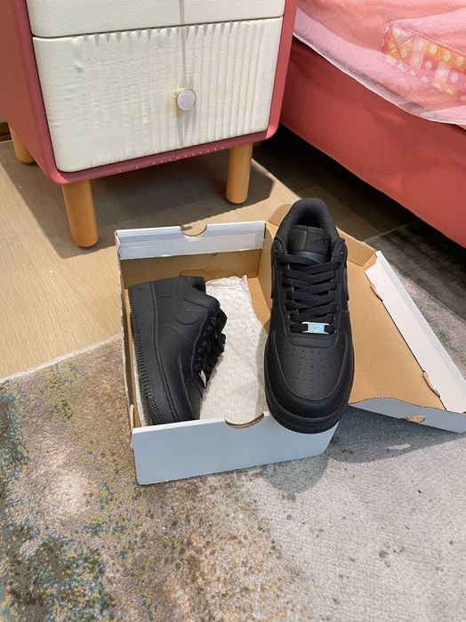 Nike Air Force 1 Low '07 Black R.44