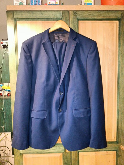 Чоловічий костюм 52 розмір