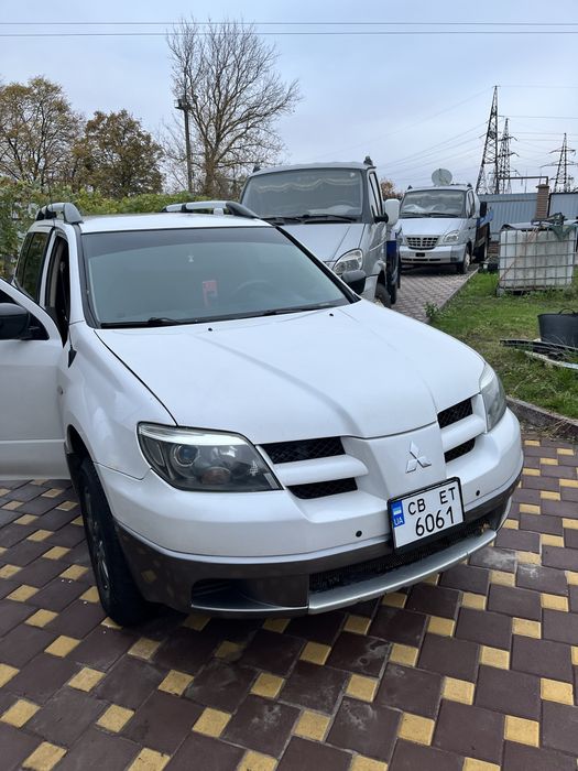 Mitsubishi  Outlender