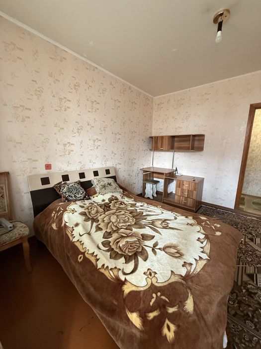 Продам квартиру Песочин