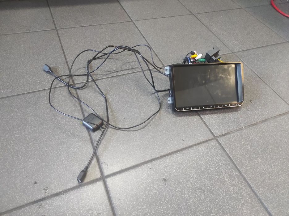 RADIO ODTWARZACZ NAWIGACJA CARPLAY USB BLUETOOTH VW PASSAT B6 B7 CC SIROCCO GOLF 5 6 POLO 5 JETTA TIGUAN TOURAN CADDY EOS TRANSPORTER T5 SKODA OCTAVIA 2 SUPERB 2 SEAT LEON 2 ALTEA TOLEDO 3 ALTEA XL WYSYŁKA !!!