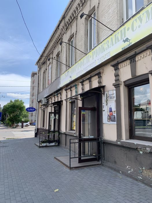 Здам приміщення по Перемоги, центр