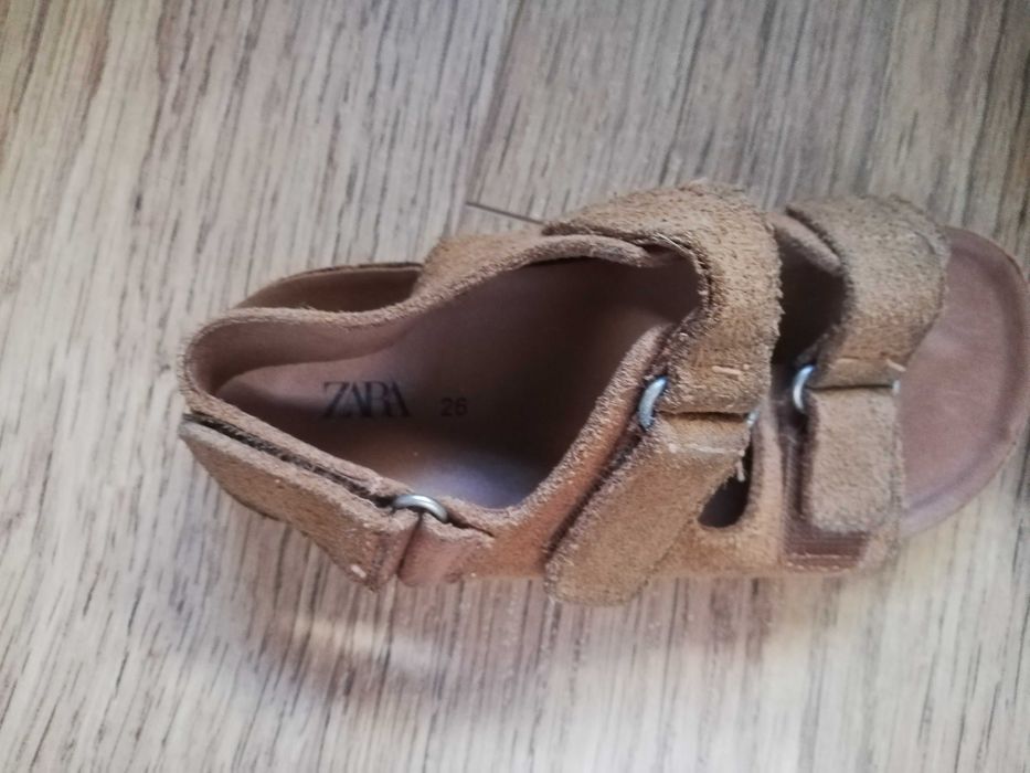 Sandálias criança Zara, tamanho 26.
