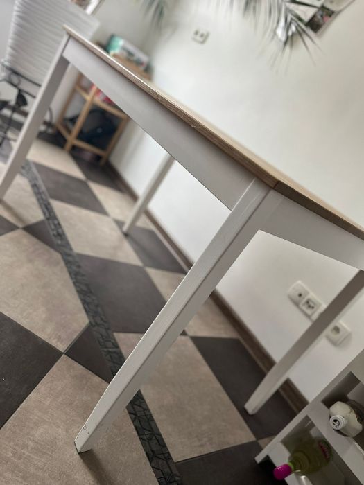 Stół do kuchni lub salonu, drewno, biały
