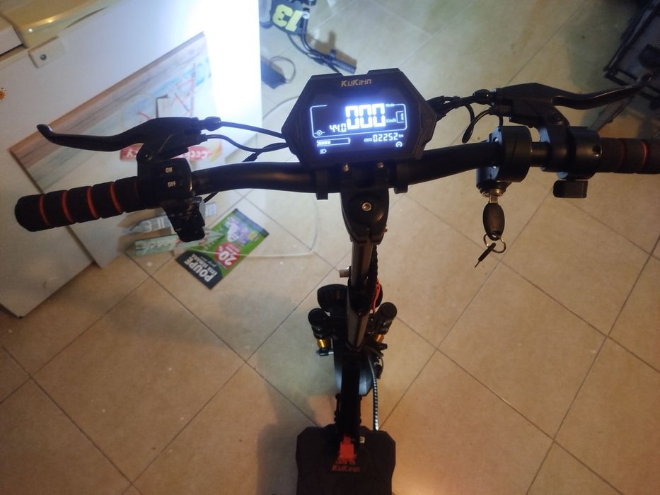 Kukirin M5 pro 1000w e por volta de 50km autonomia