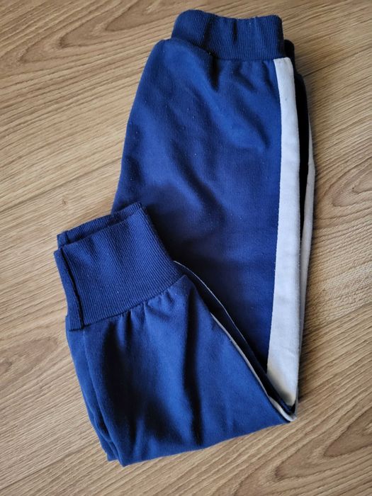 Granatowy dres chłopięcy 86 92