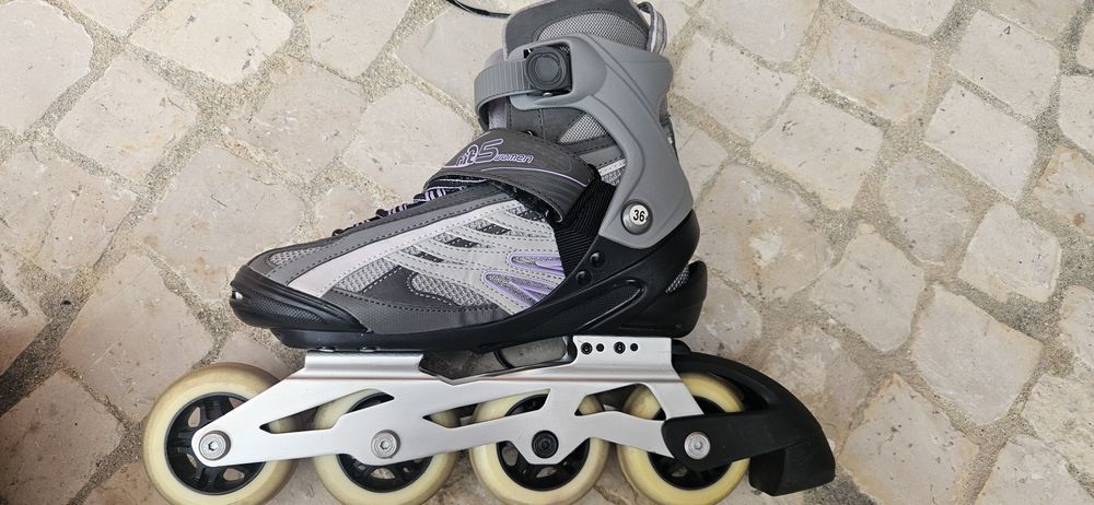 Conjunto.de Patins, proteções, e saco de transporte Oxelo.