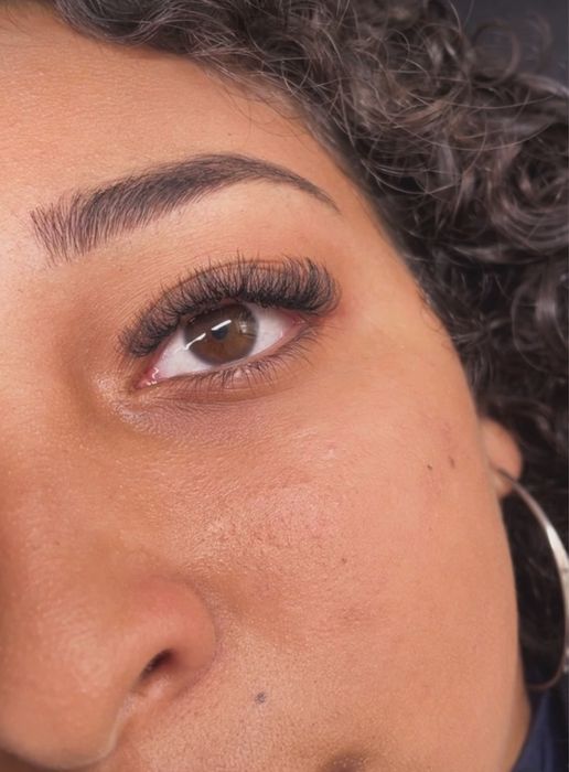 Pestanas e sobrancelhas