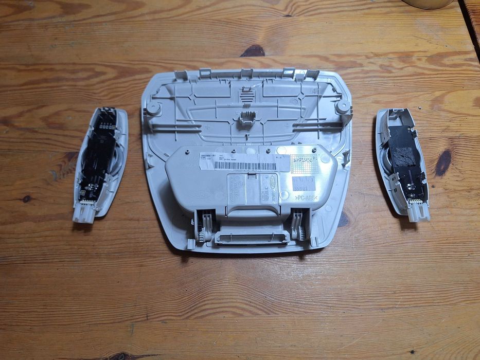Ford Kuga MK2 schowek, lampki podsufitki OE