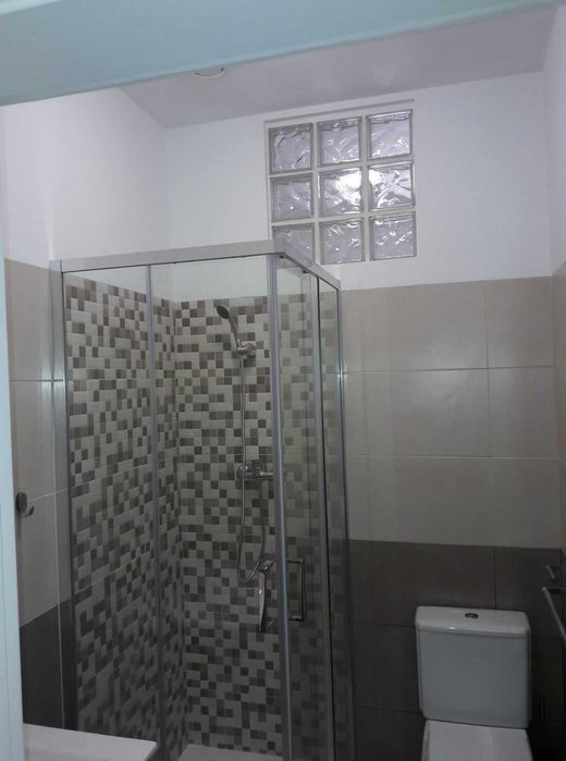 Quarto junto à estação Roma - Areeiro