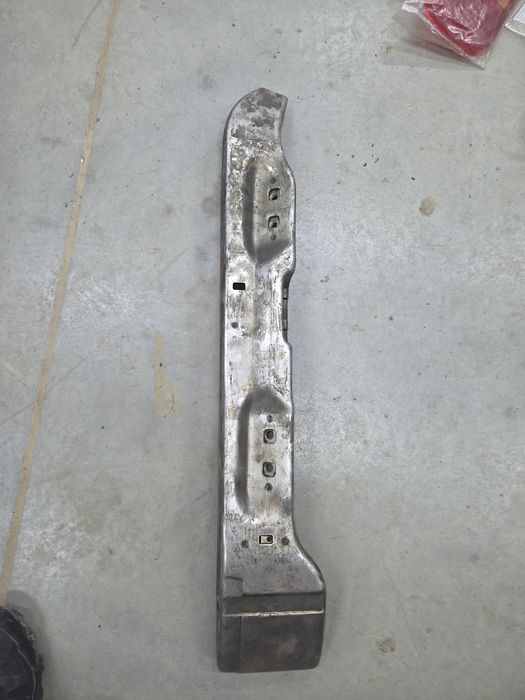 Słupek a wewnętrzny  polonez  wzmocnienie  Słupek uchwyt