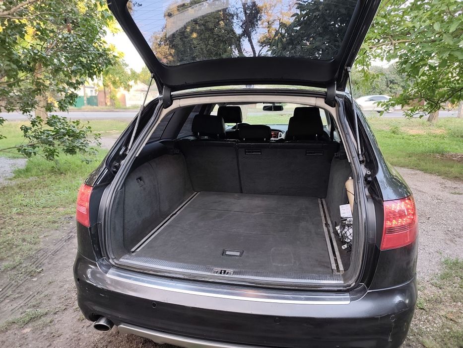 Продам audi a6 c6 Квадро. 3 л дизель.