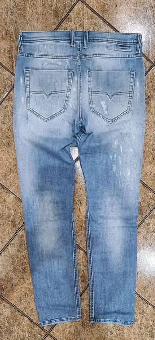 Jeansy męskie diesel.