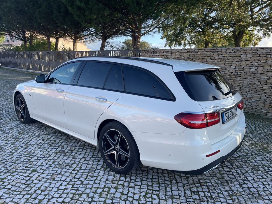 Mercedes-Benz E300de AMG - 2020