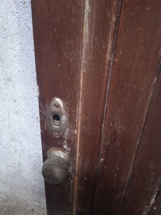 5 gavetas antigas + porta de armário