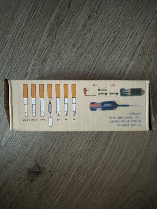 Chave de parafusos multi funcional com 8 possibilidades