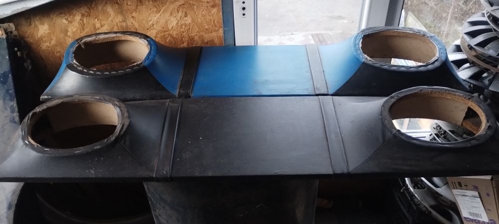 Полка під музику акустична полиця москвіч 2140 412 408