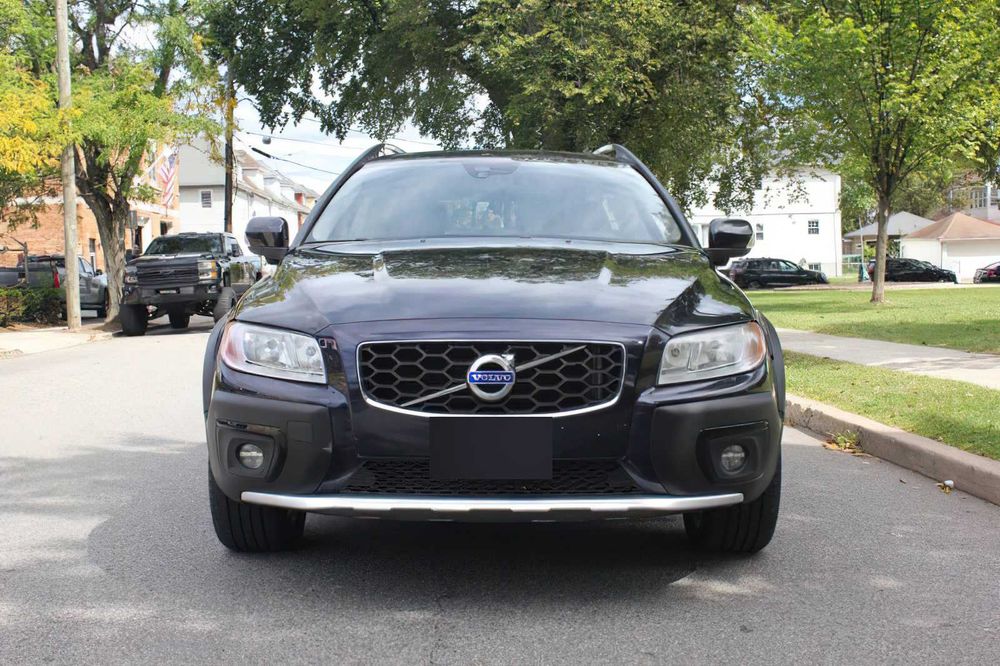 Volvo XC70 T5 Premier      2016