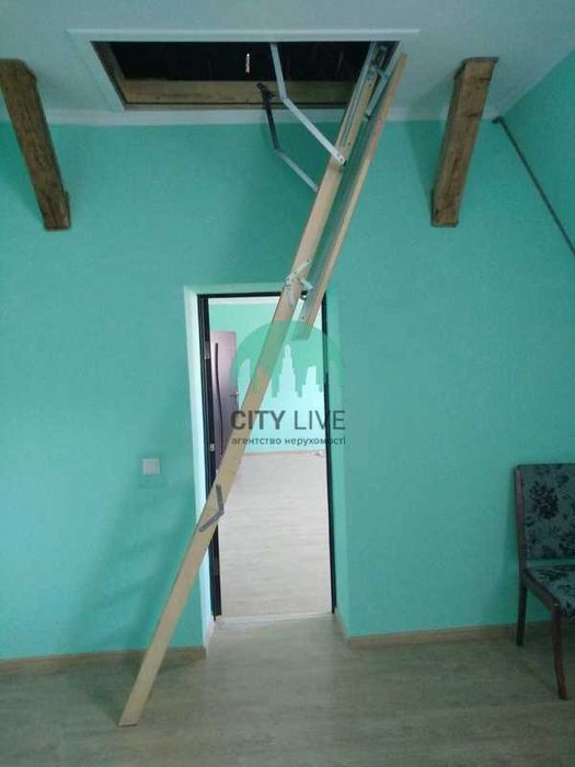 Оренда кабінету в центрі по вул Дністровська (60)