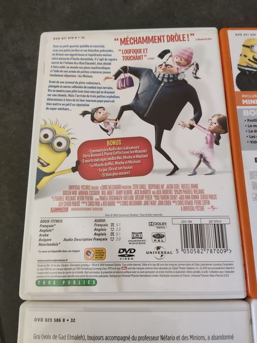 Vendo DVD para família