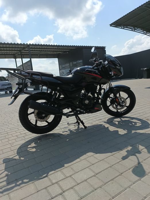 Мотоцикл Bajaj Pulsar 180 DTS-I