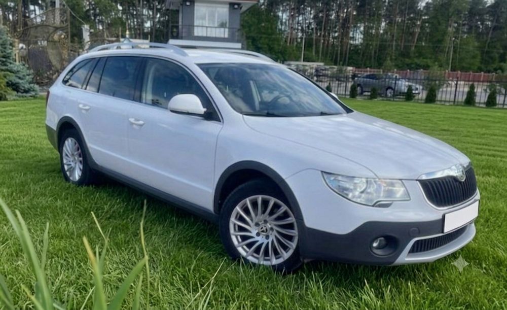 Skoda Superb 2013 2.0tdi 4*4 DSG6